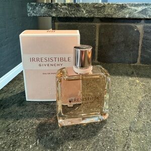 Givenchy irresistible perfume NWT